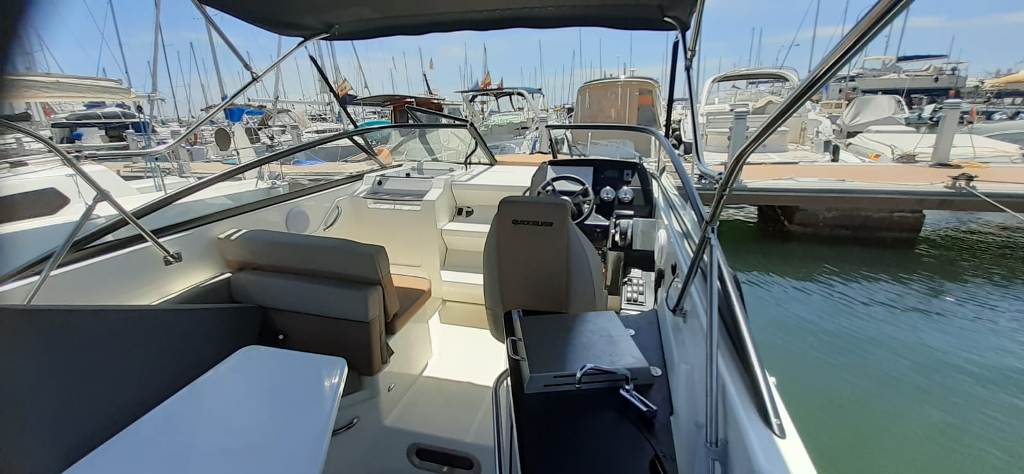 Quicksilver Activ 805 Cruiser (4)