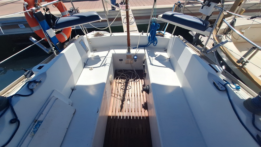 Dufour 31-3 (28)