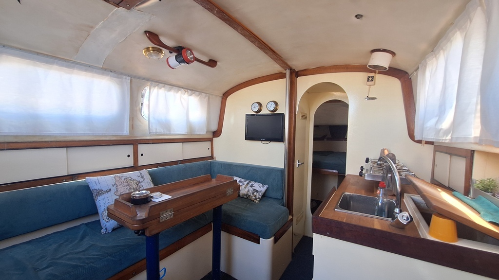 Westerly Renown 32 (32)