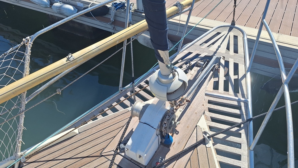 Westerly Renown 32 (75)